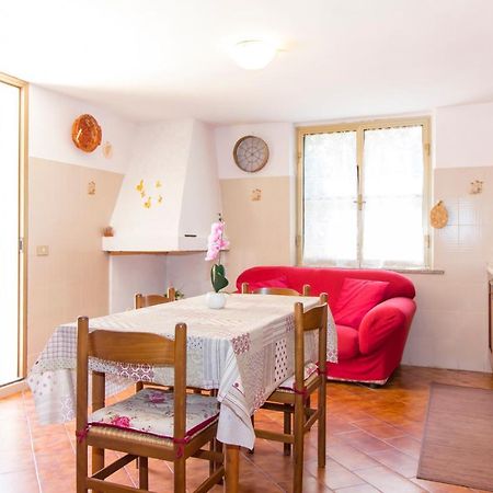 Appartamenti In Villa Con Ampio Giardino Esterno Posada  Exteriér fotografie