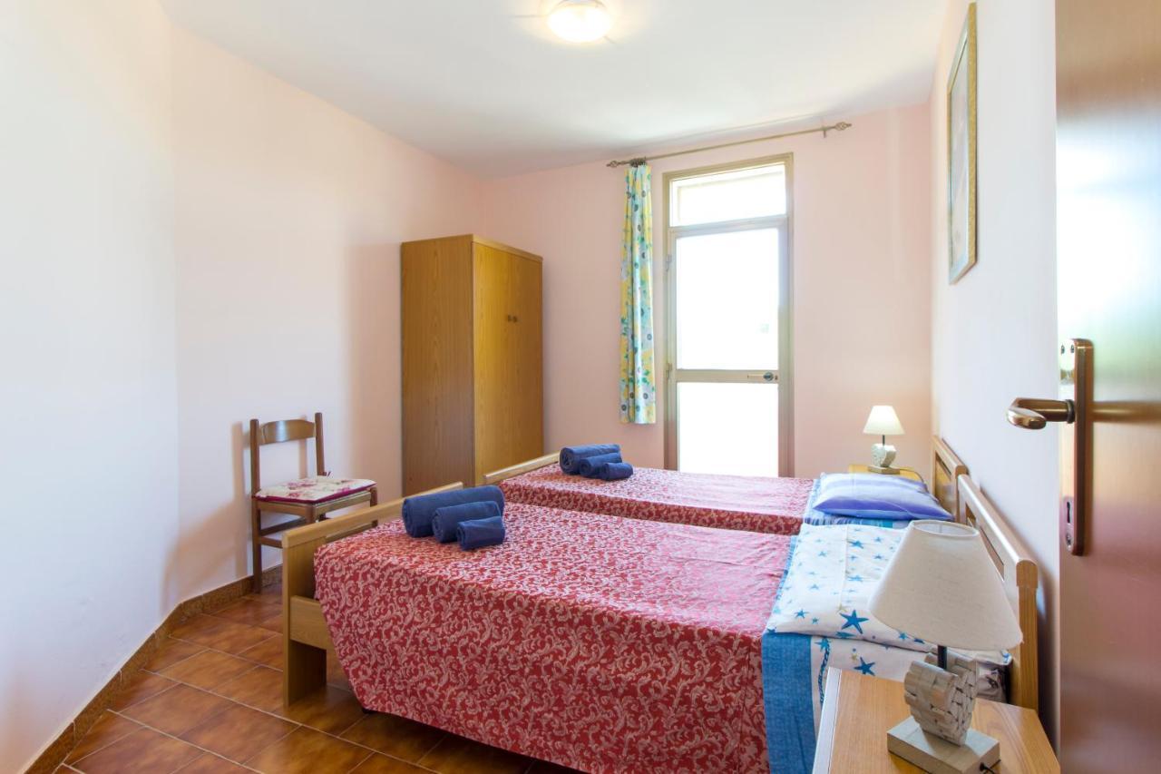 Appartamenti In Villa Con Ampio Giardino Esterno Posada  Exteriér fotografie