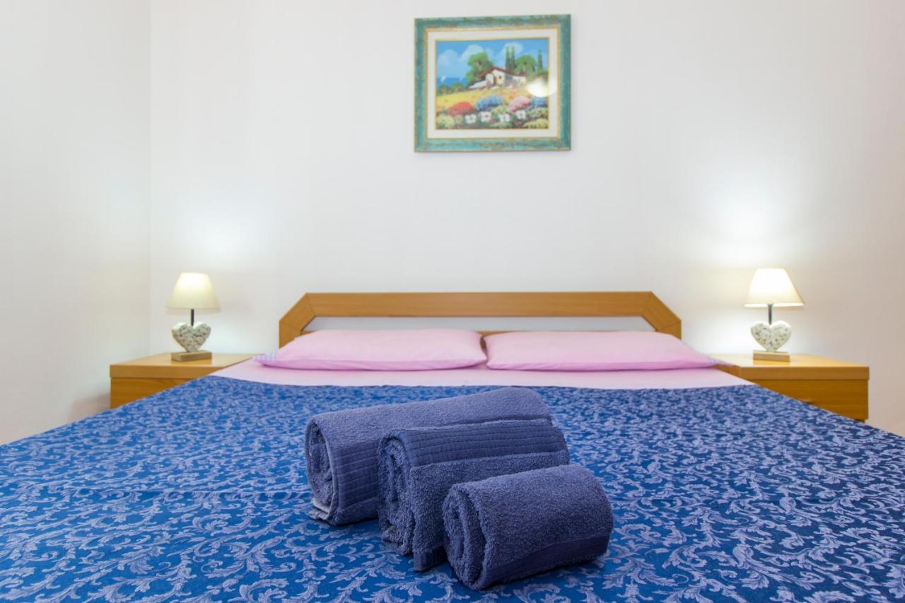 Appartamenti In Villa Con Ampio Giardino Esterno Posada  Exteriér fotografie
